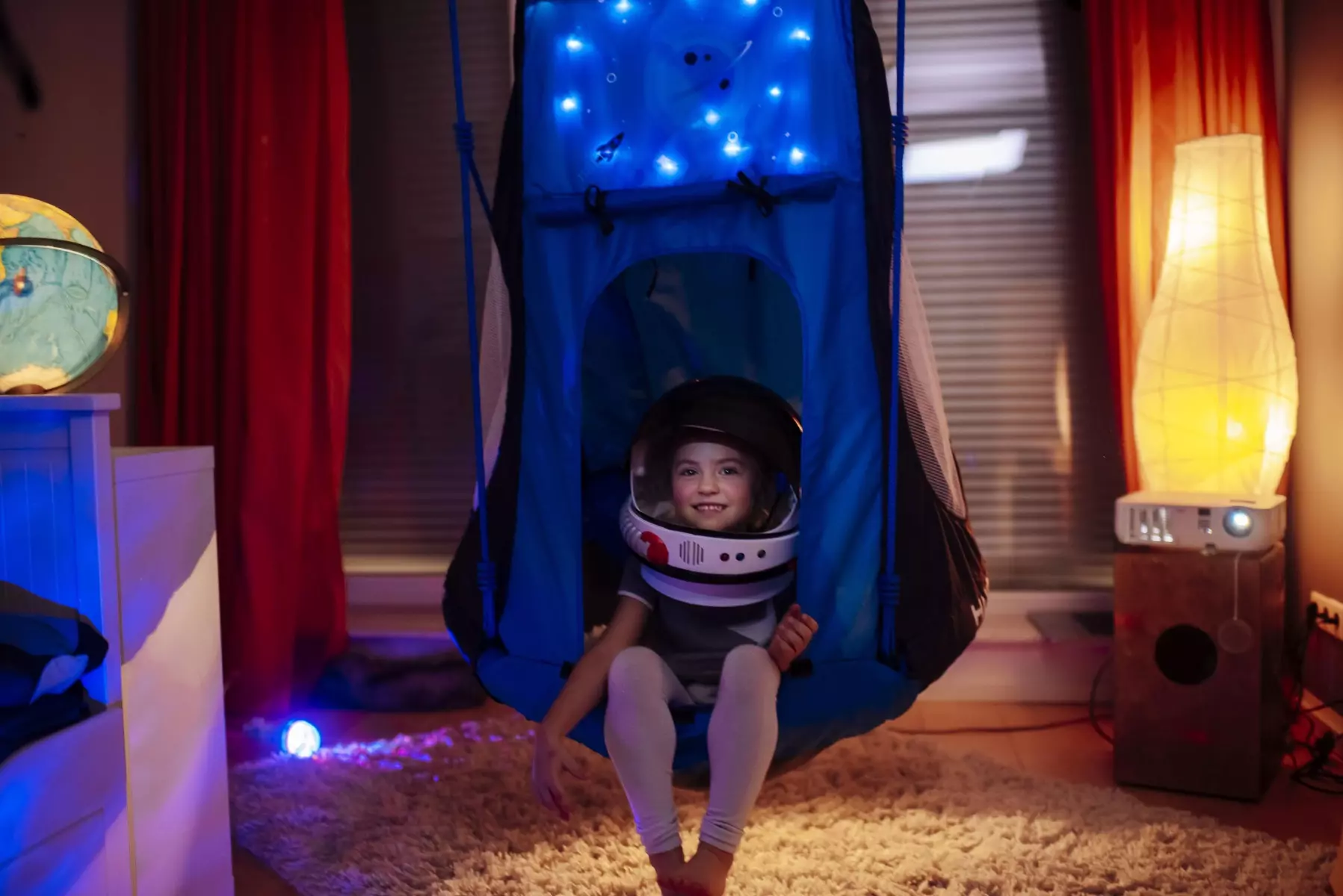 Viseča gugalnica gnezdo s šotorom Hudora Cosmos, LED, 90 cm