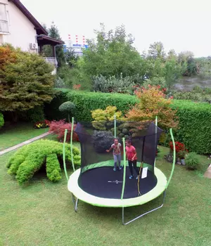 Trampolin Legoni Space z zaščitno mrežo 366 cm, zelen